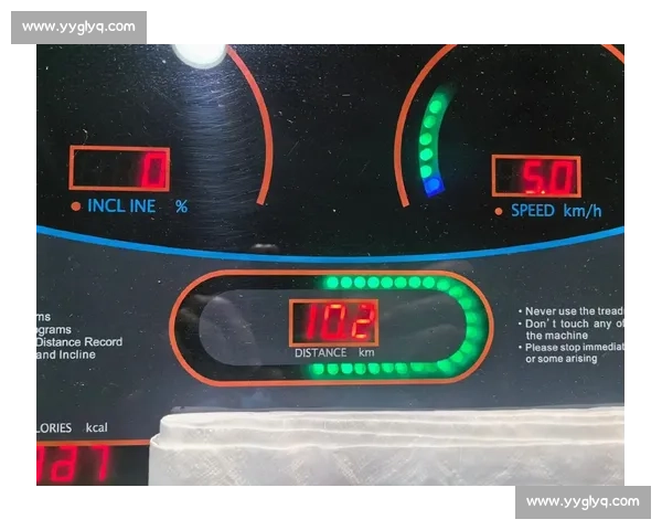 现场｜十年磨一剑：金标 10 公里藏着多少奔跑密码？